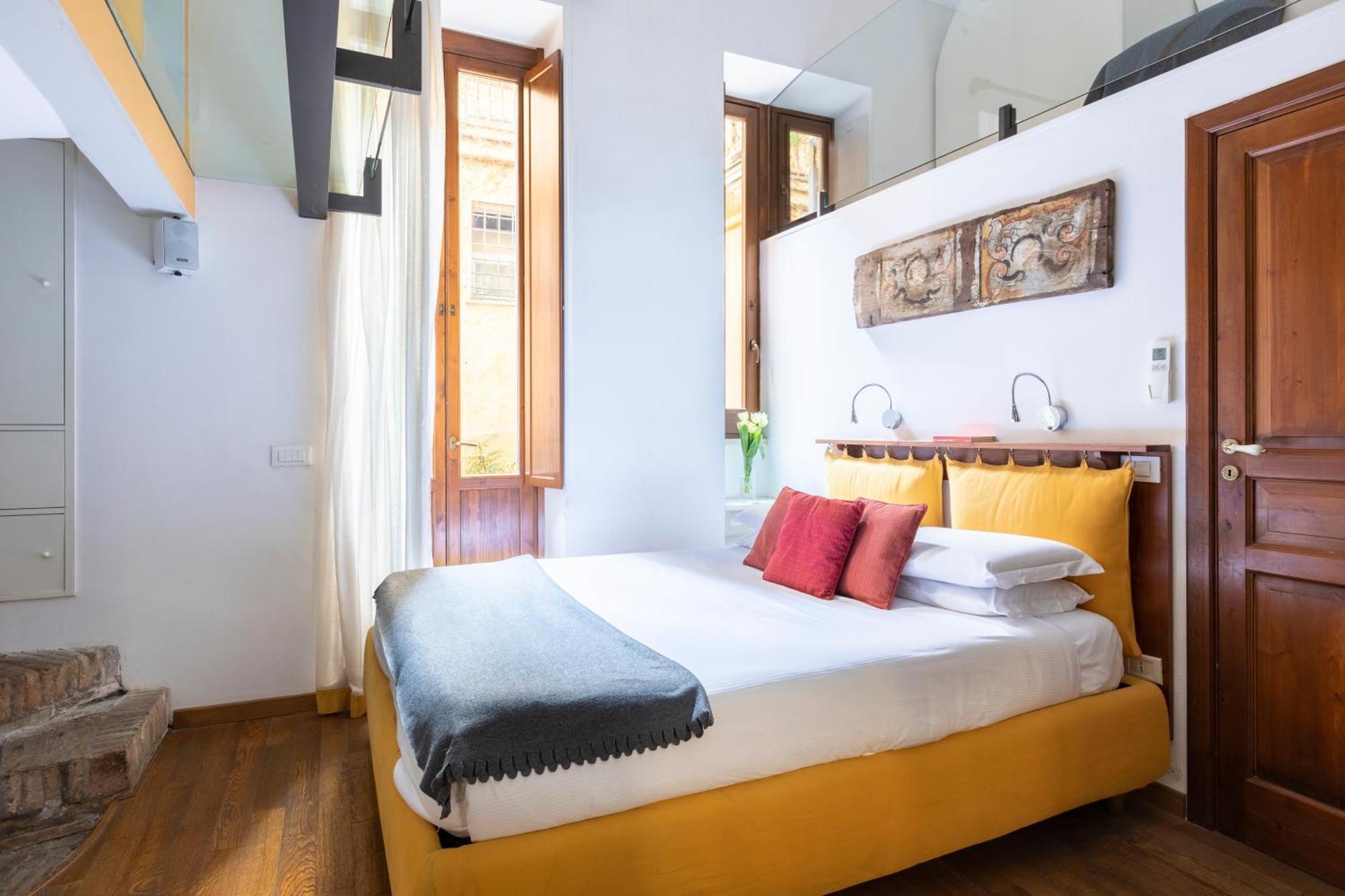 Romac Coronari With Gym, Sauna And Garden Екстер'єр фото