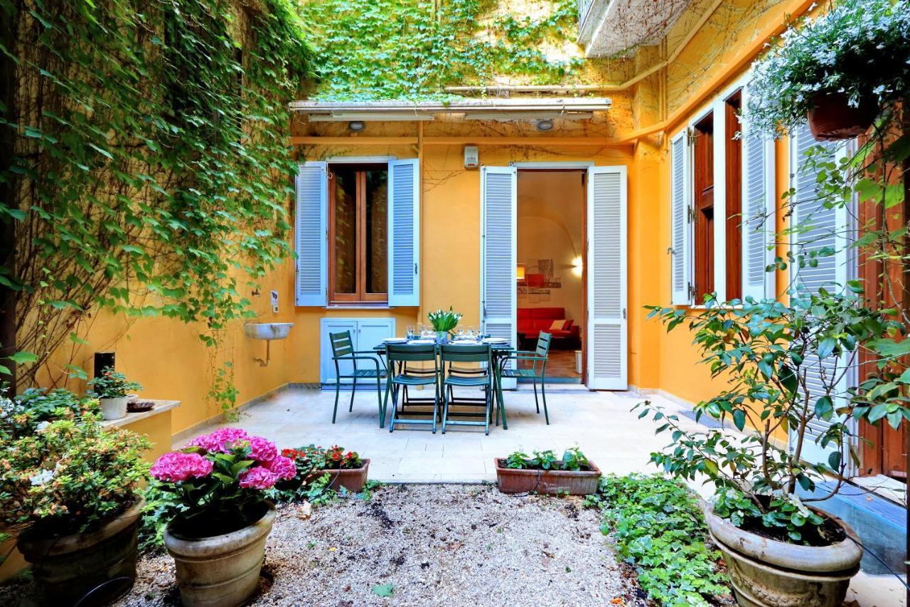 Romac Coronari With Gym, Sauna And Garden Екстер'єр фото